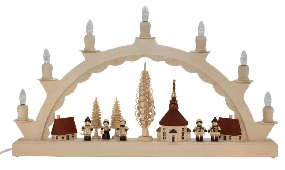 Candle arch Seiffen village with Romy Thiel children by SEIFFEN.COM_2