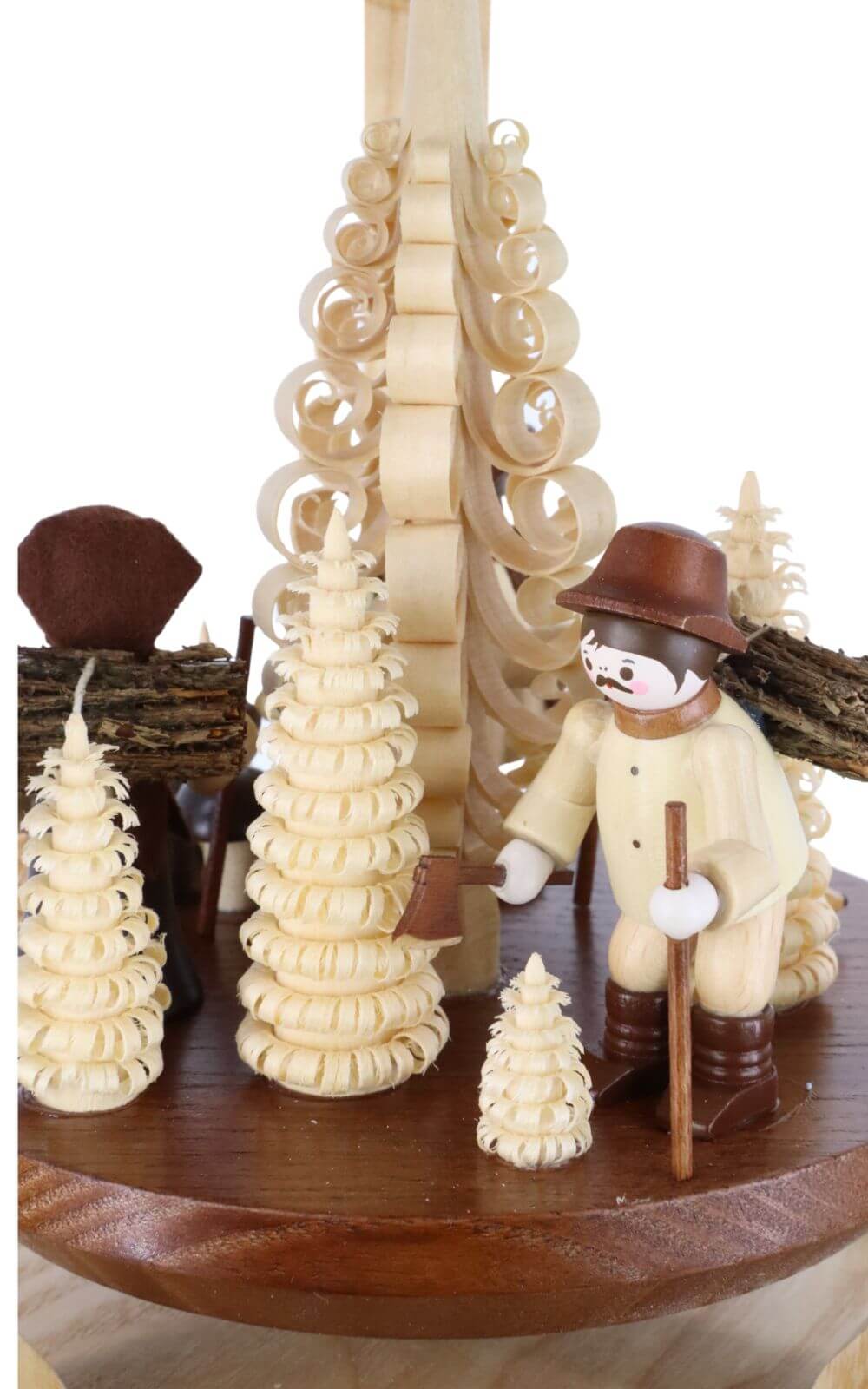 Christmas pyramid forest people of HODREWA Legler_3