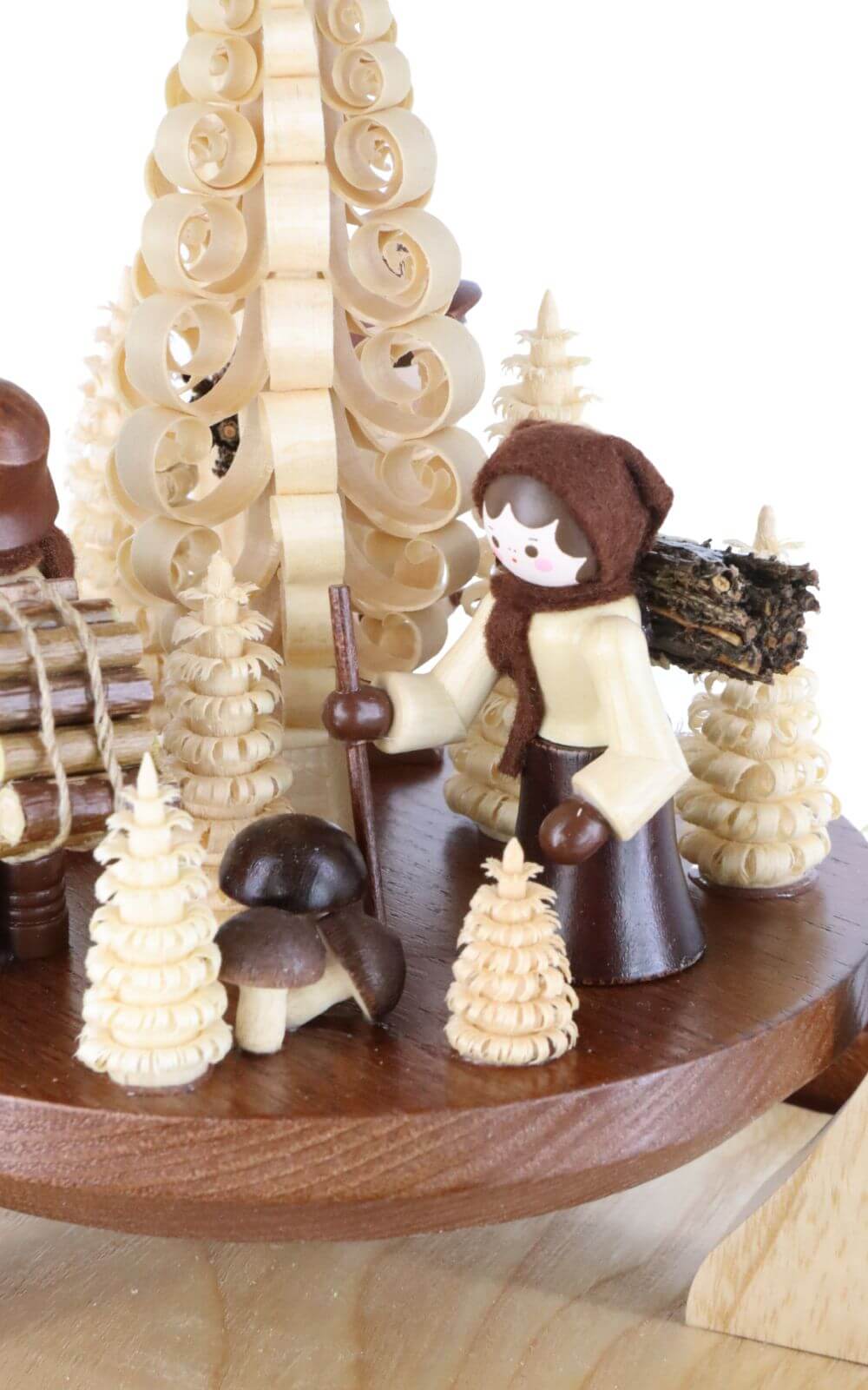Christmas pyramid forest people of HODREWA Legler_1