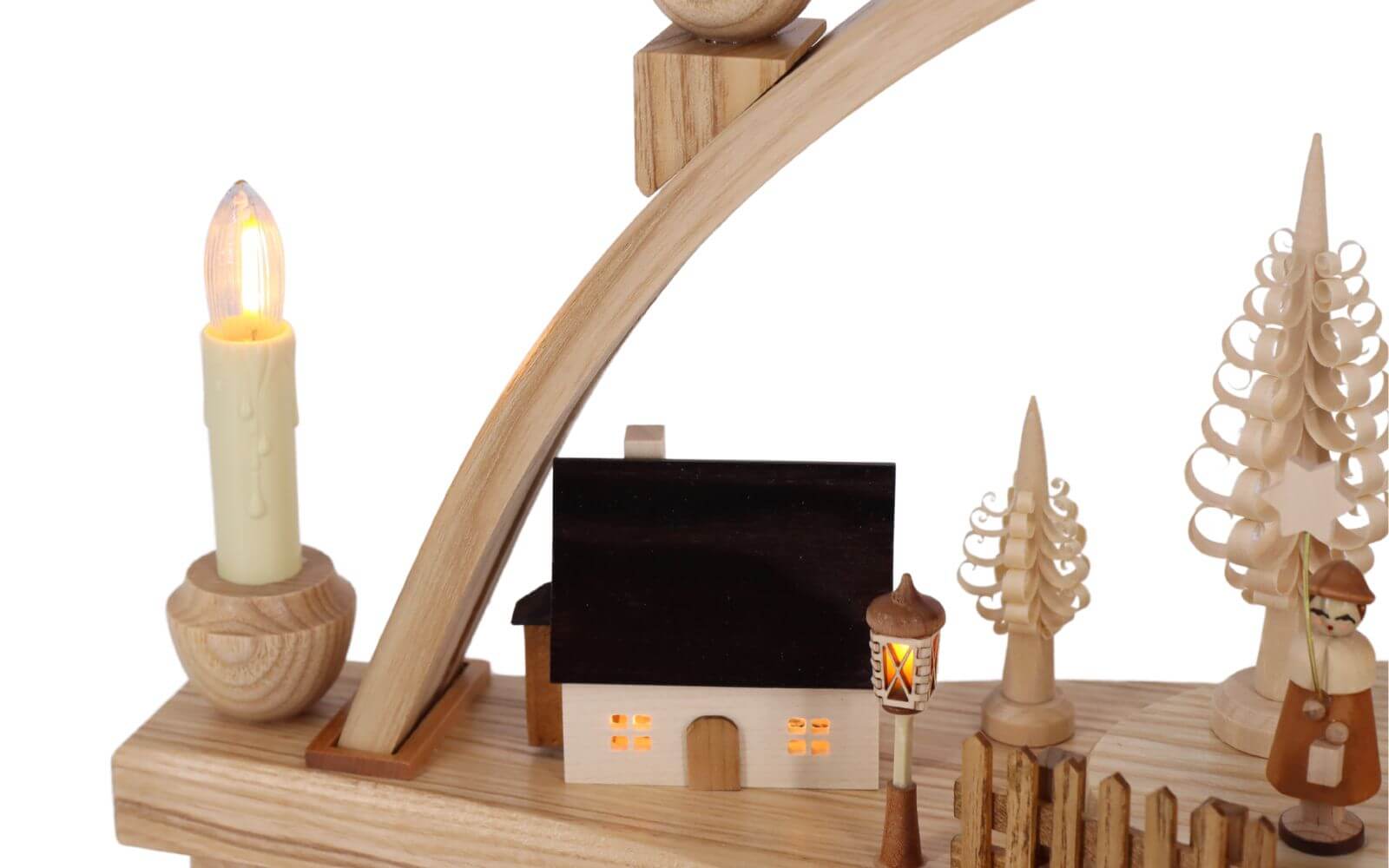 LED candle arch with illuminated Seiffen church, houses and lanterns, 54 cm by Knuth Neuber_3