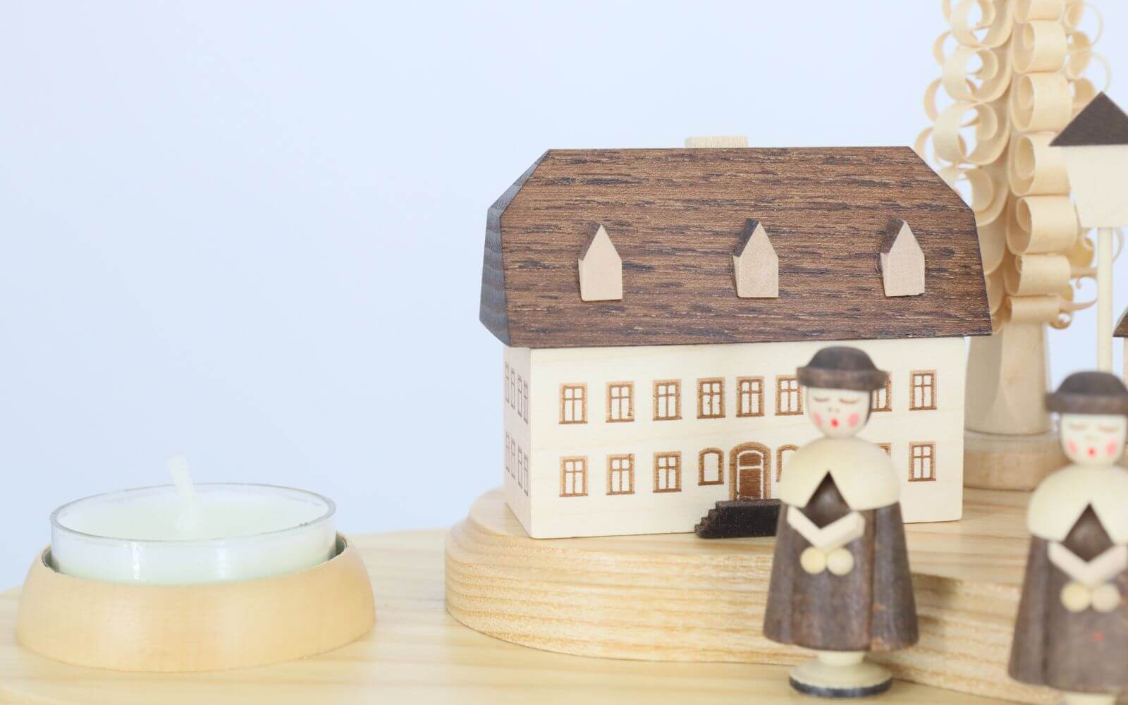 Christmas candle holder Seiffen village by Müller Kleinkunst_4