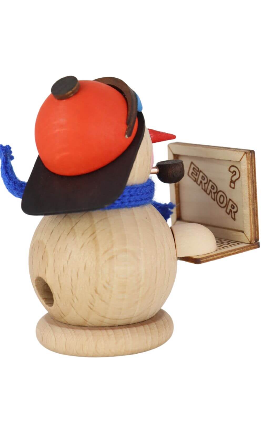 Smoking man snowman Bloggi with laptop, natural by Gerd Hofmann_4