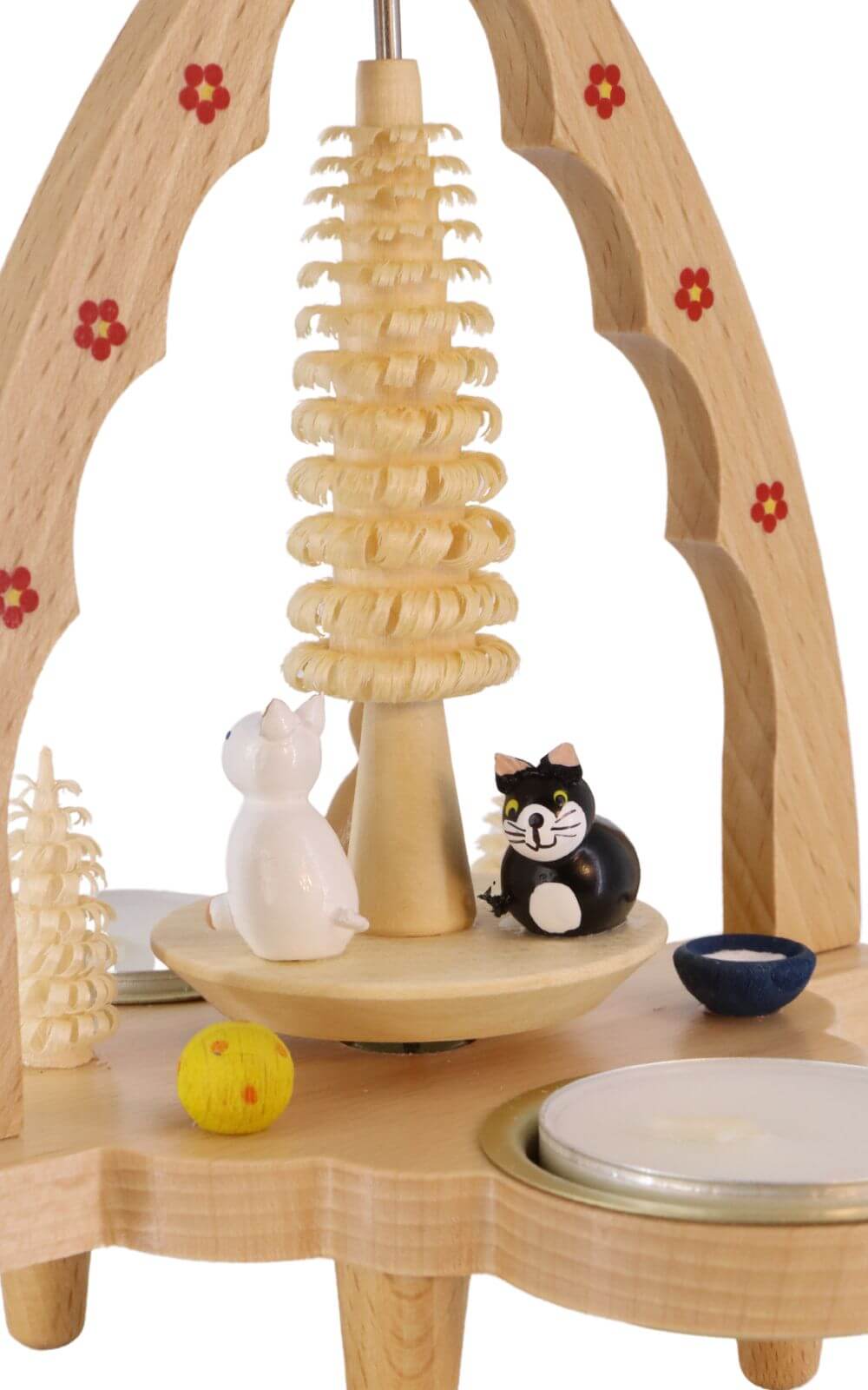 Christmas pyramid for tea lights with cats, 20 cm by Richard Glässer_3