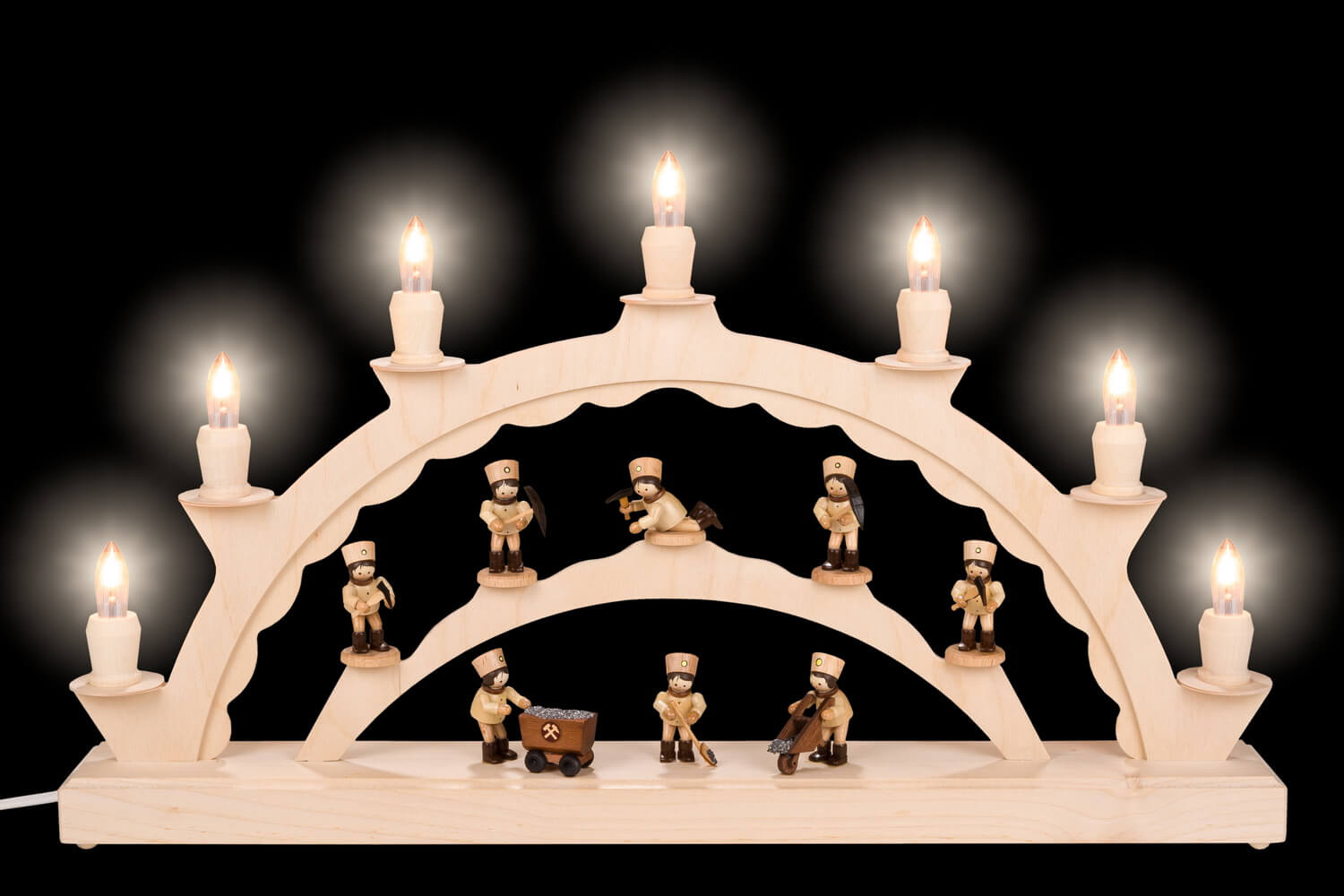Candle arch with Thiel miners, electrically illuminated by SEIFFEN.COM_2