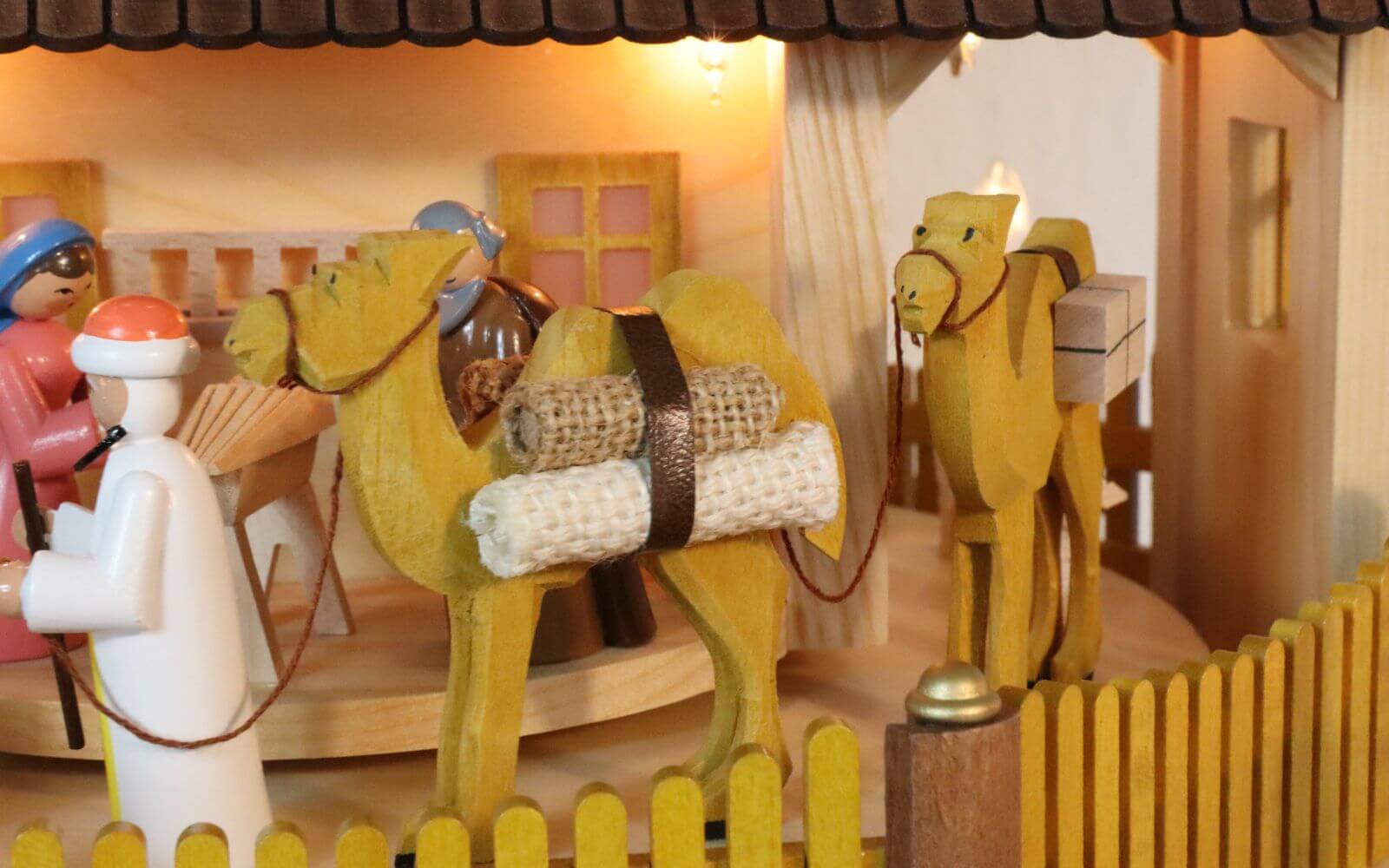Christmas pyramid, 3 storey advent house with holy story by Richard Glässer_pic8