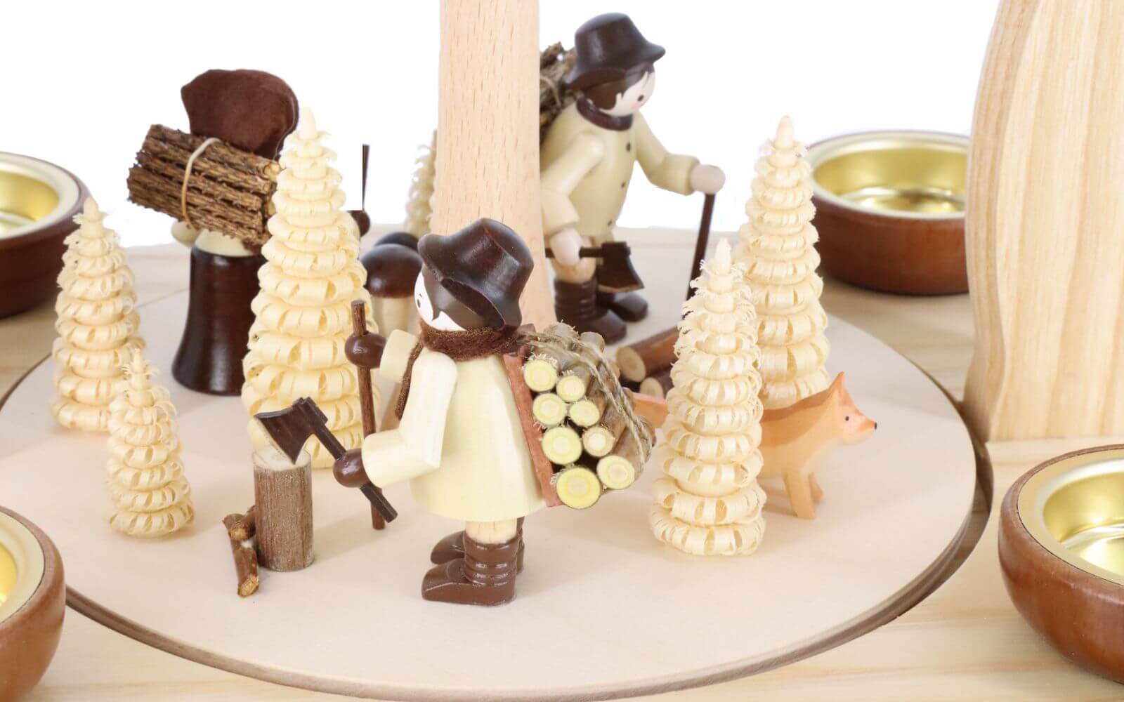Christmas pyramid with forest people, 2-storey by HODREWA Legler_2